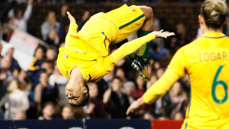 Sam Kerr backflip
