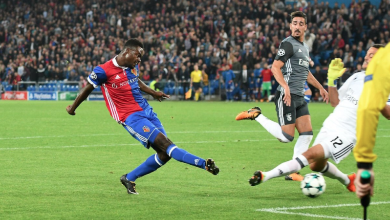 Dimitri Oberlin goal vs Benfica