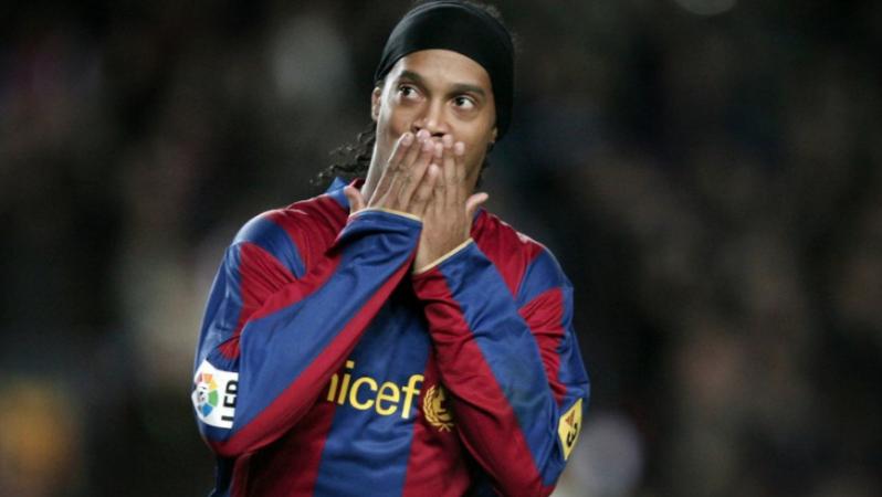 Ronaldinho Back Pass
