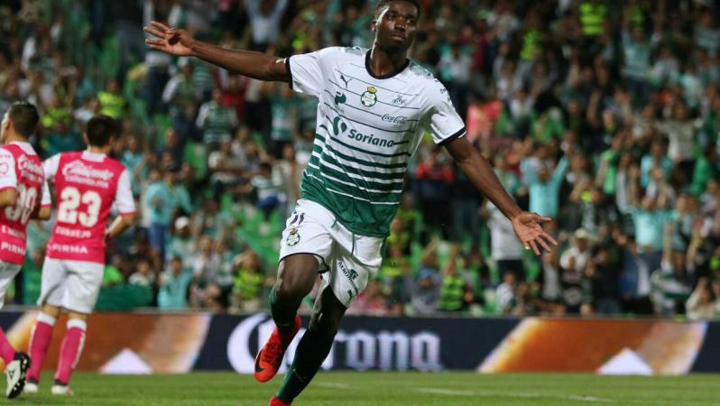Djaniny Tavares Celebrates A Goal For Santos