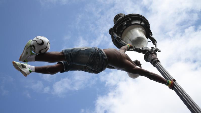 Freestyle Soccer Is A Thing Of Beauty 