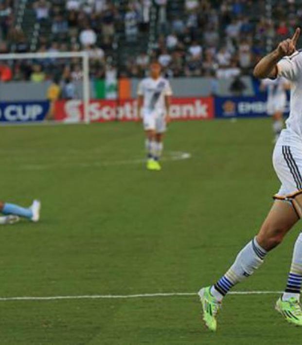 Epic Goalkeeper Fail Adds To Team's Embarrassment In CONCACAF Champions