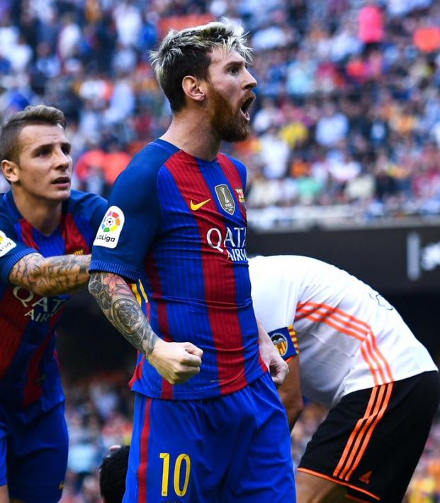 Lionel Messi Is Really, Really Angry With Valencia Fans