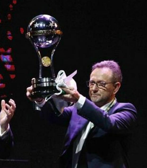 Chapecoense Lift The Copa Sudamericana Trophy The18