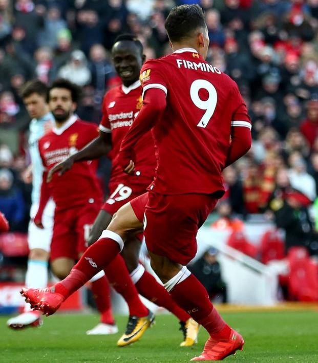 Roberto Firmino's no-look finish is the official divider between modern and  traditional