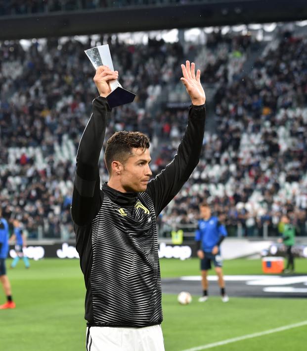 Cristiano Ronaldo Receives Serie A Player Of The Year Trophy