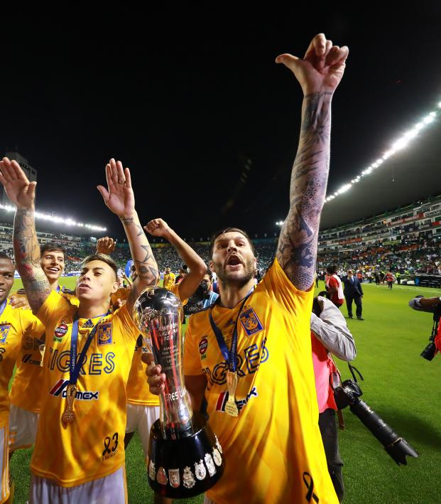 Tigres Celebrates Another Liga MX Title While León Fans Are Beyond Gracious  In Defeat