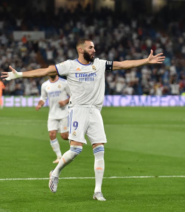 Karim Benzema Nets Hat-Trick On Real Madrid&#39;s Return To The Bernabeu