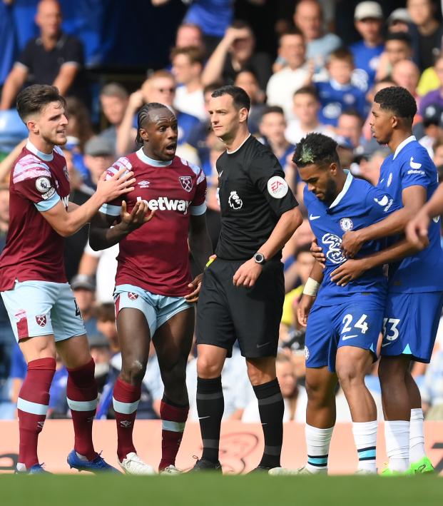 Premier League VAR Review Forthcoming After Controversial Weekend