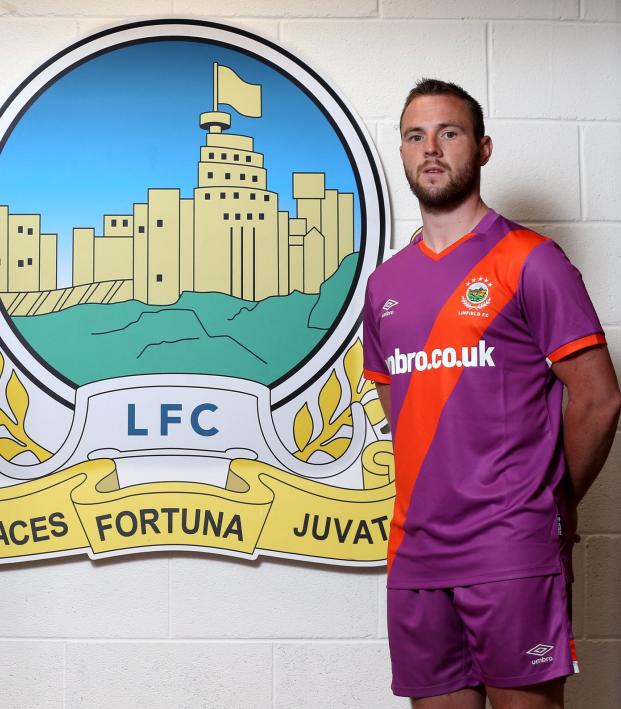 Belfast Club Forgets That Its New Kit Is Identical To Colors Used By