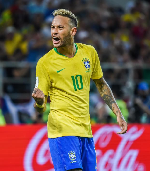 Neymar Nike cleats Mercurial Vapor NJR Silencio