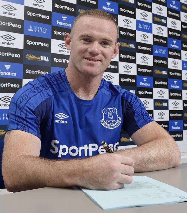 Wayne Rooney Signs For Everton 