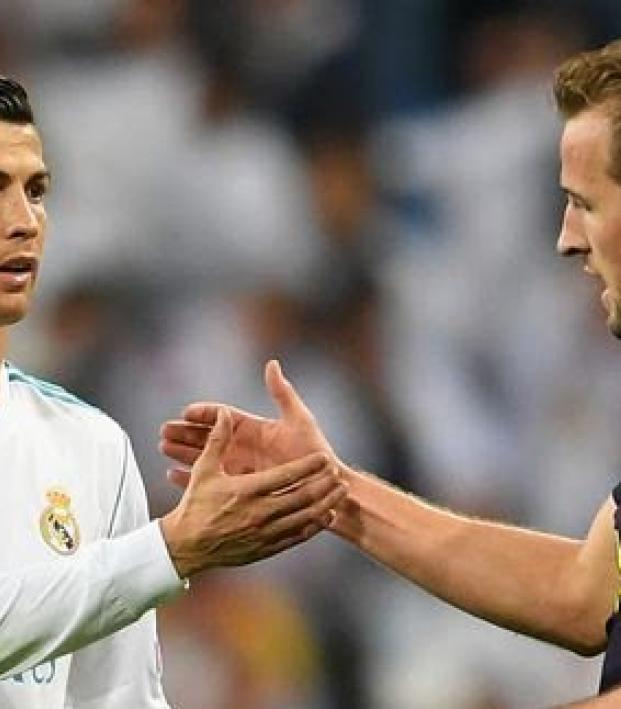 Harry Kane Swapping Shirts With Cristiano Ronaldo 