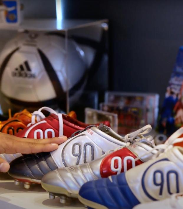 Fanáticos Locos, @jona-leon7 shows off his collection of soccer boots