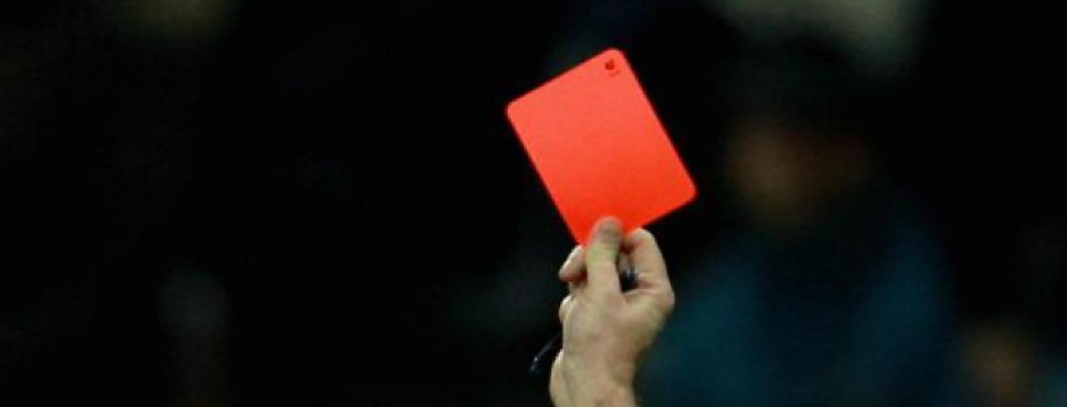 5-red-cards-in-5-minutes-peru-referee.jpg