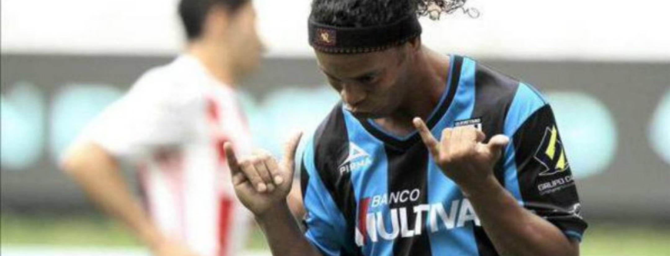 Ronaldinho profile celebrating a goal