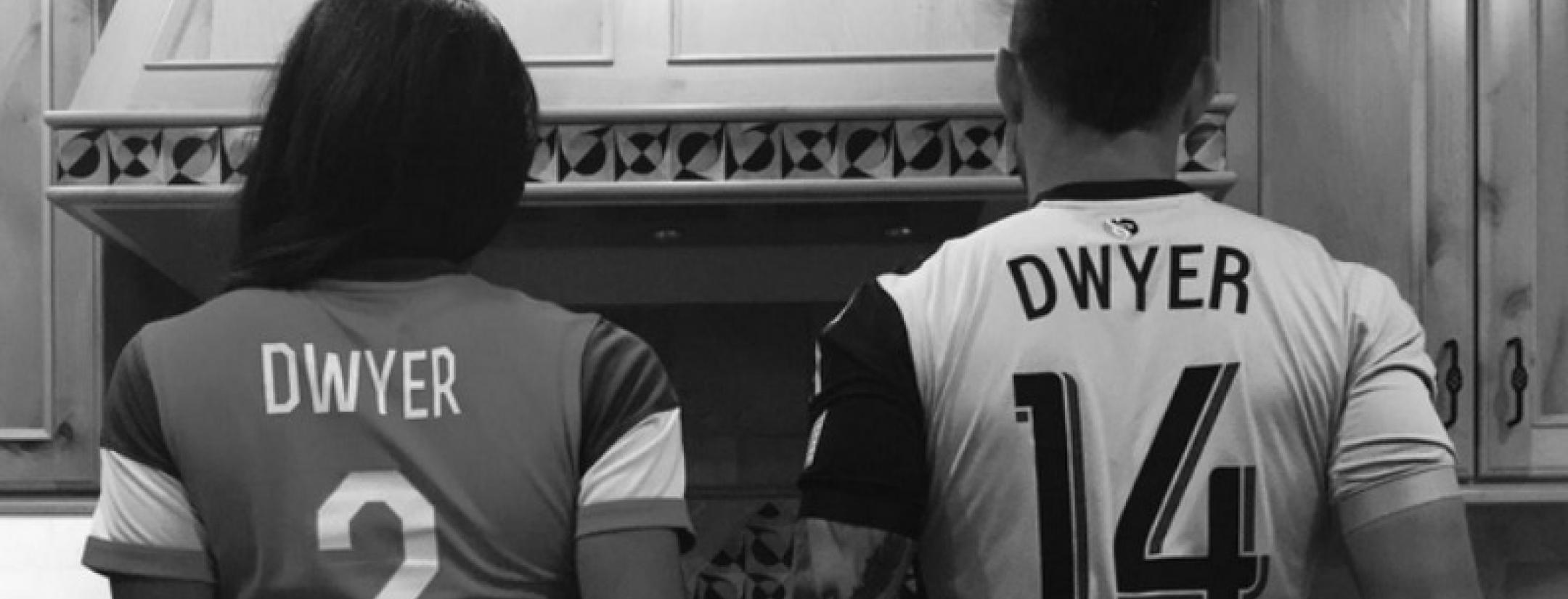 dom-dwyer-sydney-leroux-marriage-secret-announcement-tweet-twitter-rings