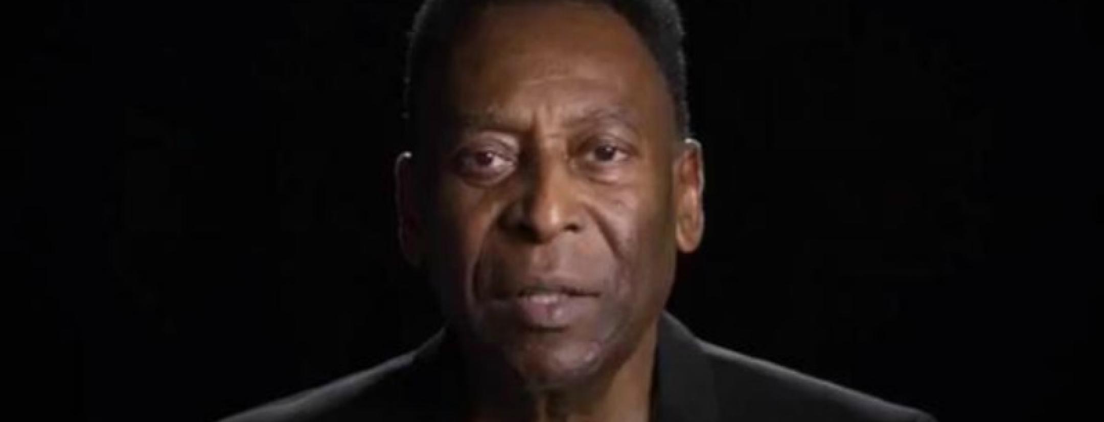 Pele narrates the FIFA 16 trailer