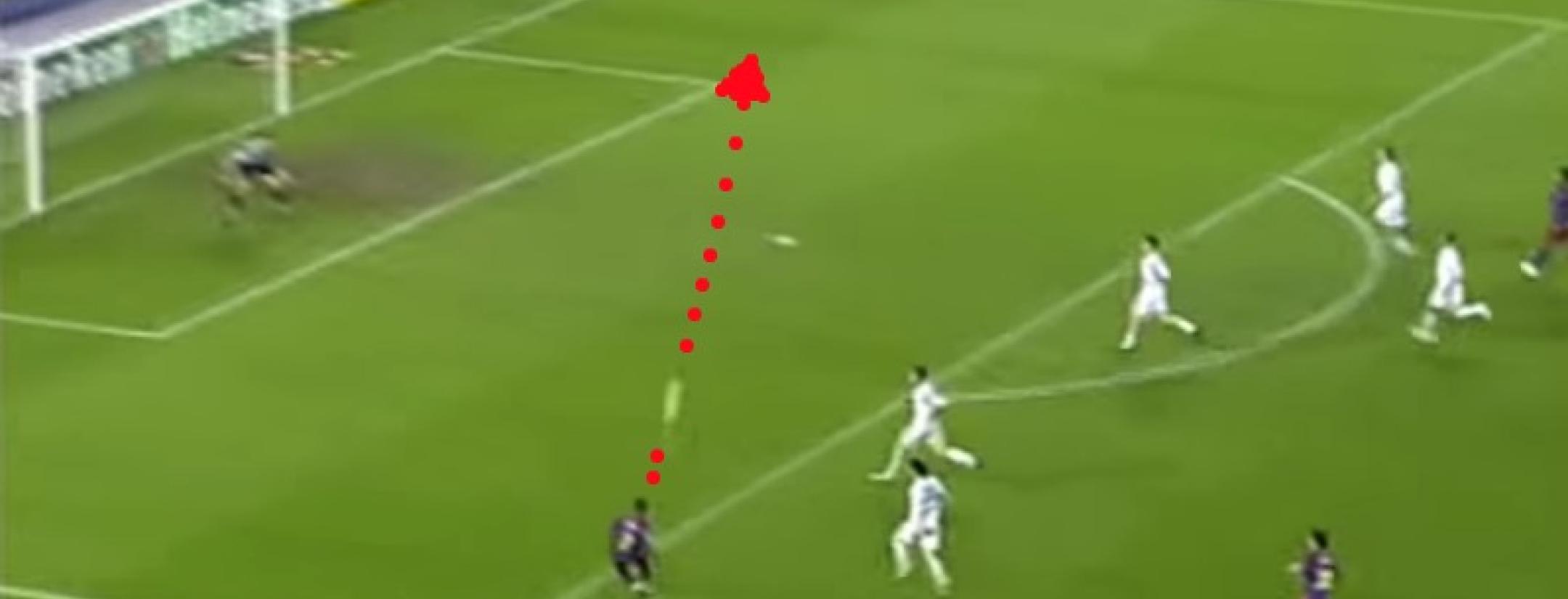 Samuel Eto'o dispara el mejor gol curvo