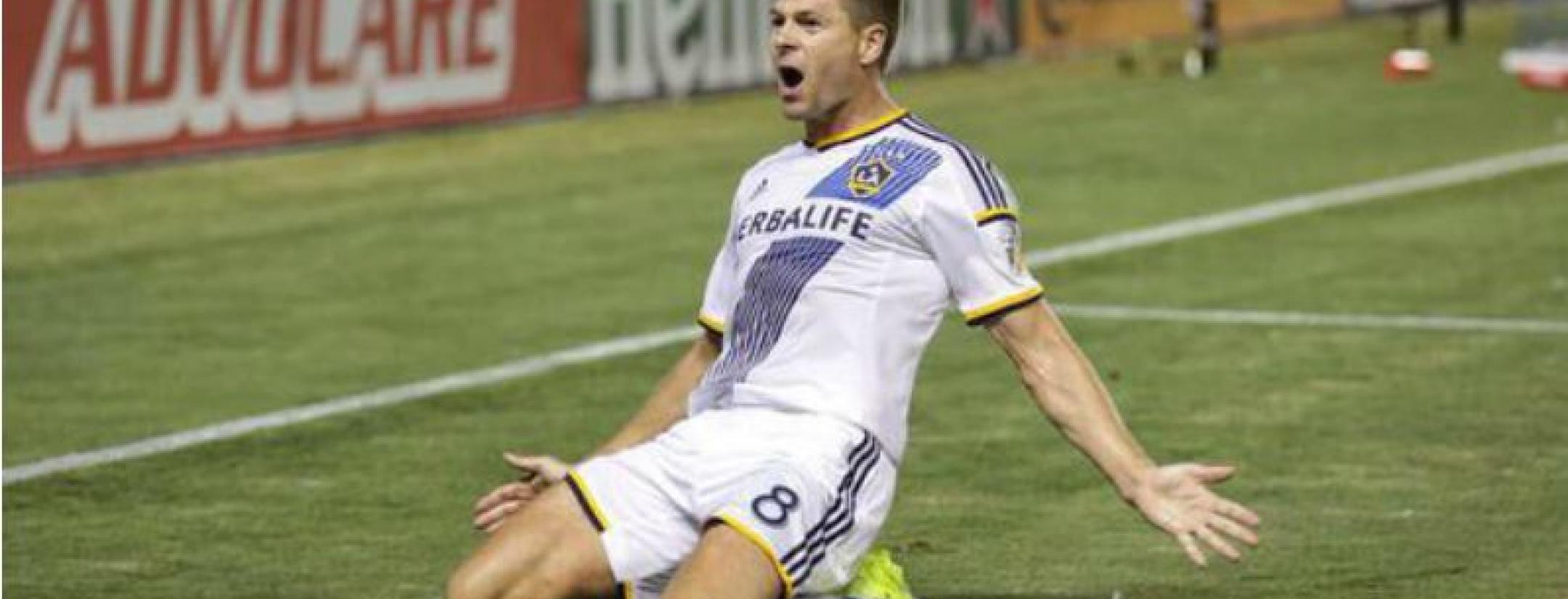 Steven Gerrard makes his MLS debut