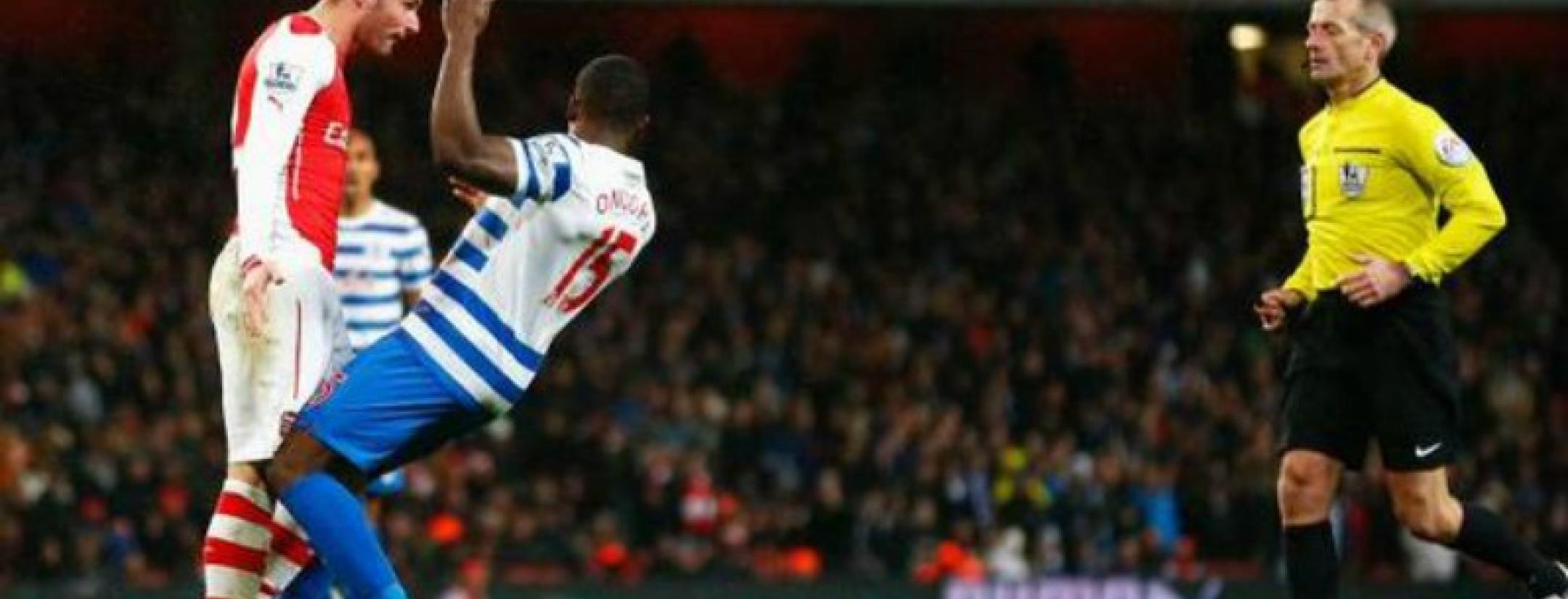 Olivier Giroud Headbutt