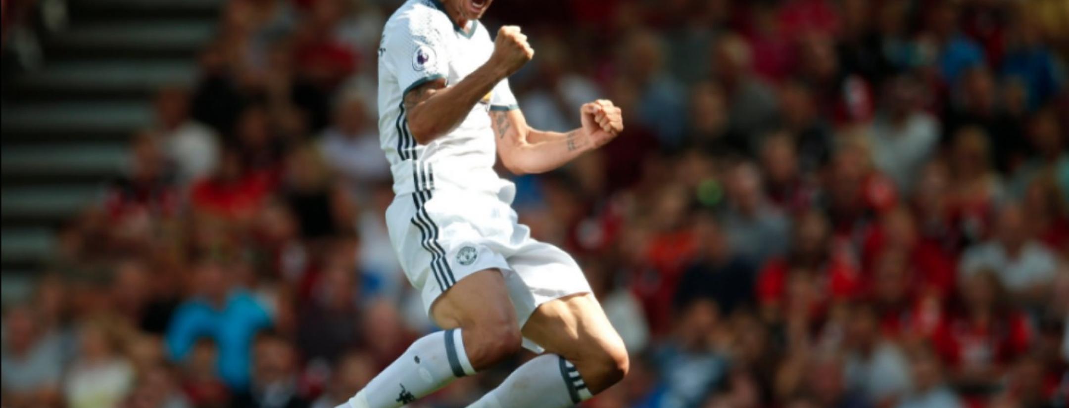 Zlatan scores in Manchester United debut