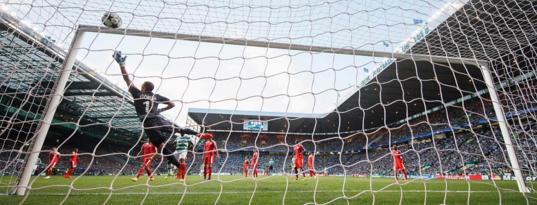 Leigh Griffiths free kick