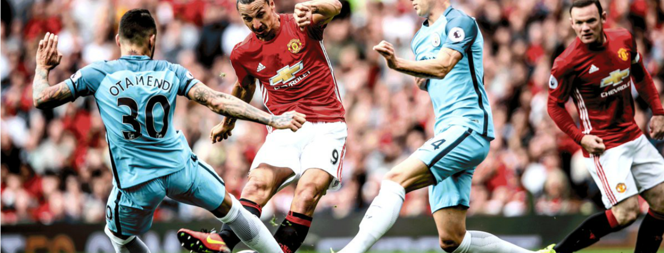 Manchester City defeat Manchester United 2-1