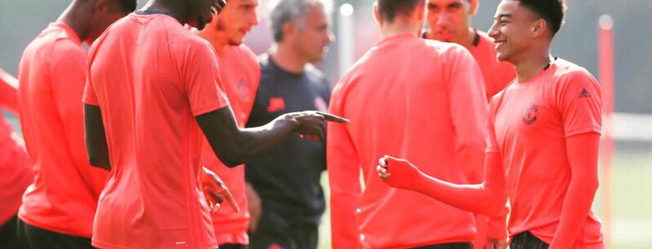 Jesse Lingard trolls Paul Pogba and Marcus Rashford.