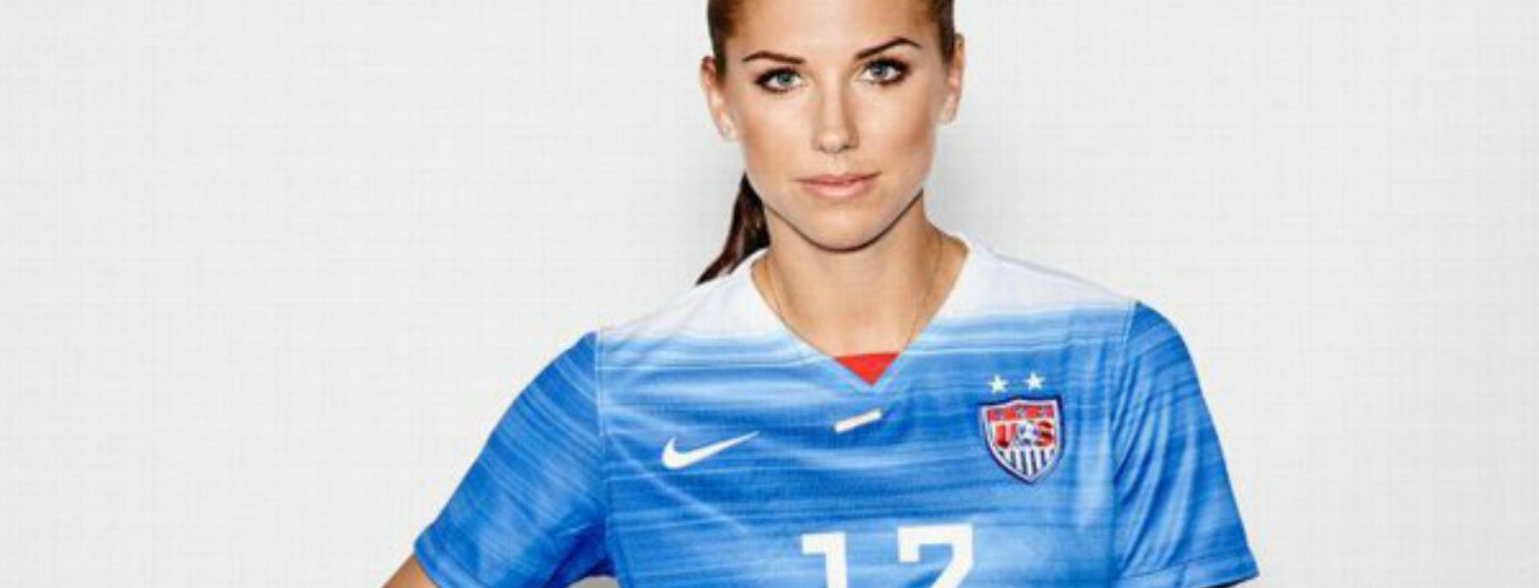 Alex Morgan signs with Lyon.