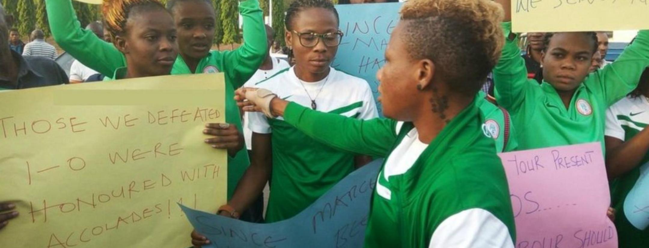 Nigeria's women's national team protests unpaid bonuses.