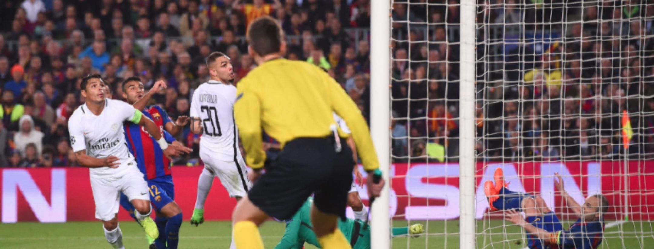 PSG Kurzawa own goal vs Barcelona 