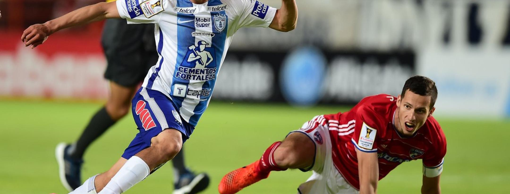 Chucky Lozano and Matt Hedges