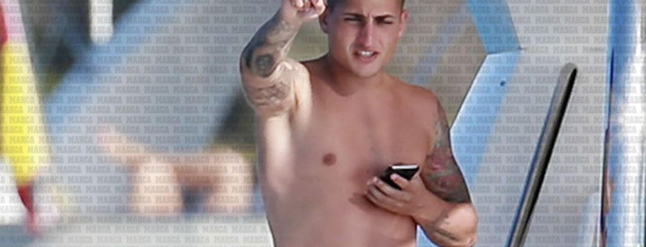 Marco Verratti smoking in Ibiza