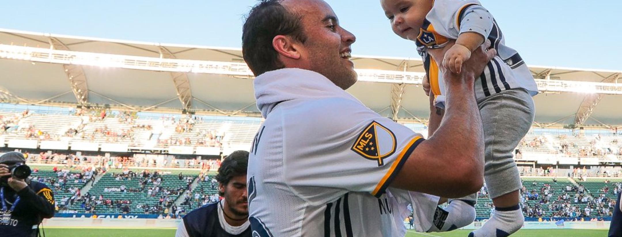 Landon Donovan's son Talon Dribbles