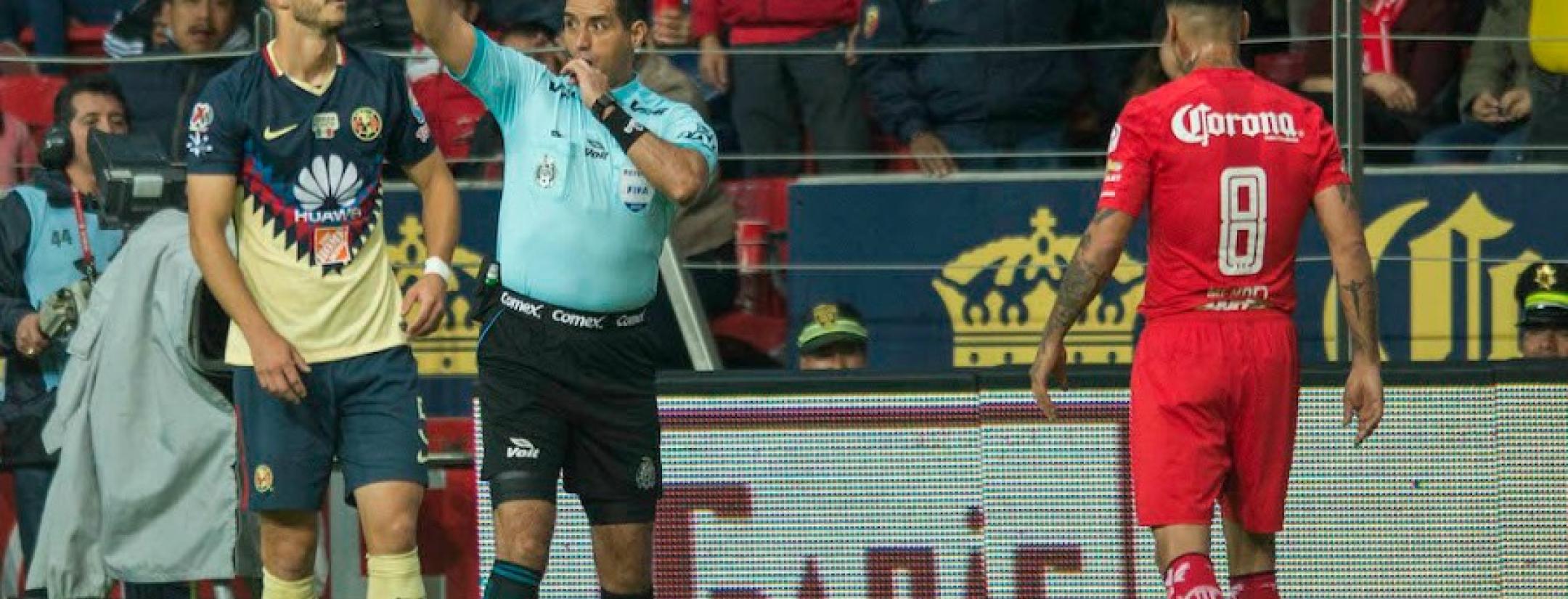 Rubens Sambueza kicked in the face