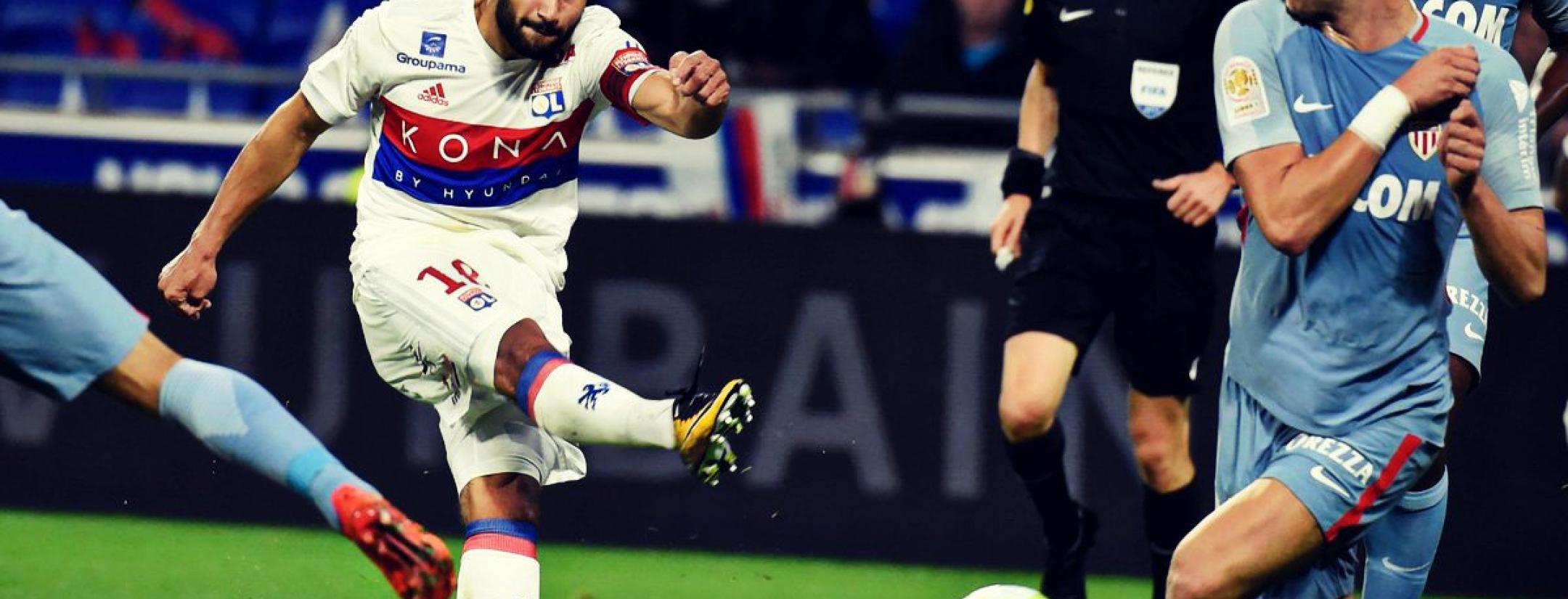 Nabil Fekir free kick