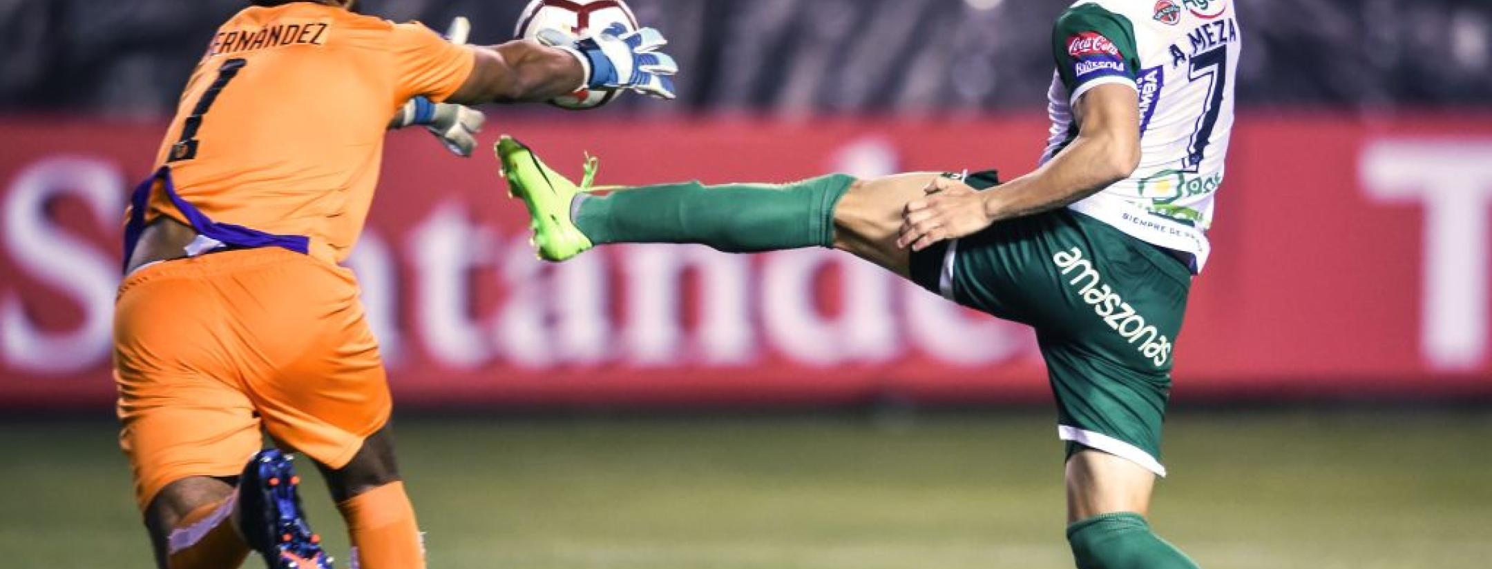 Oriente Petrolero goal