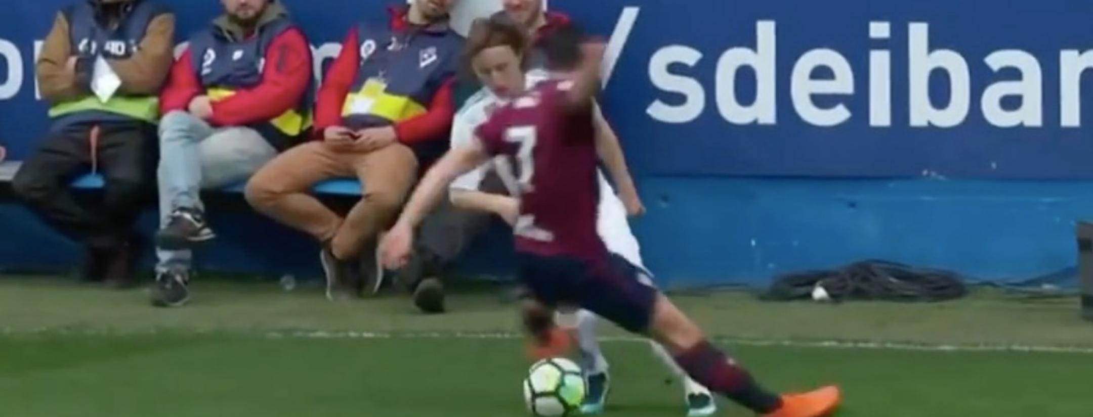 Luka Modric double nutmeg vs Eibar