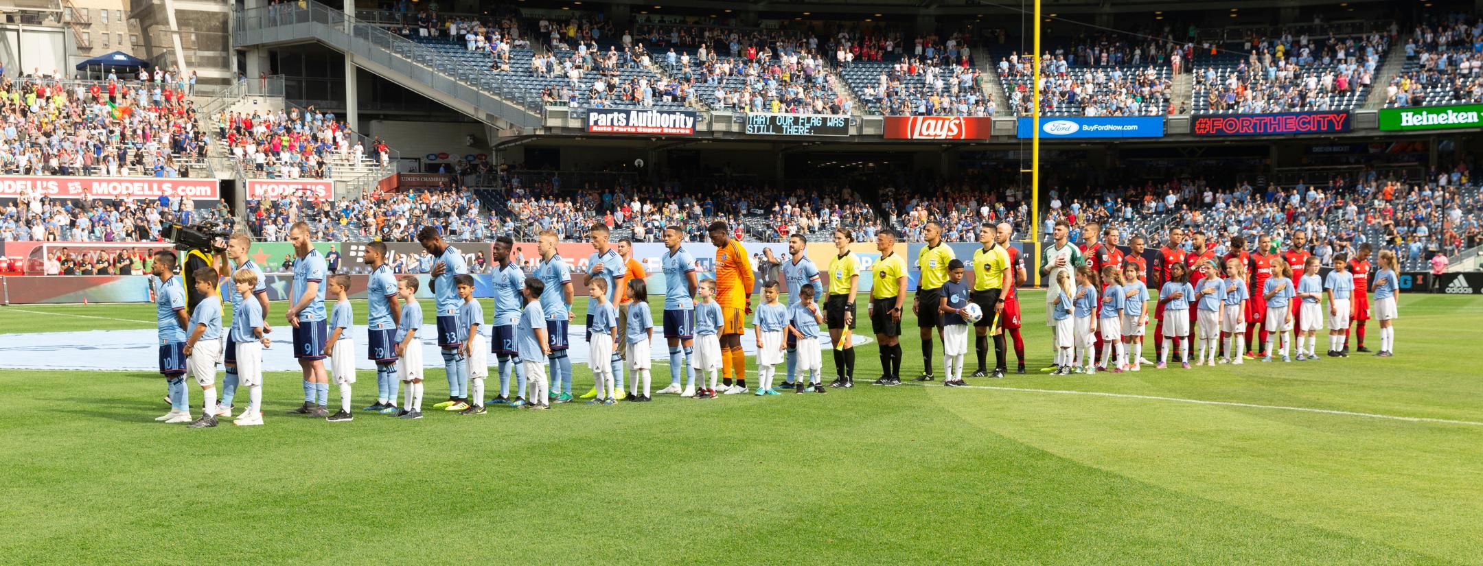 Difference Between Soccer And Football