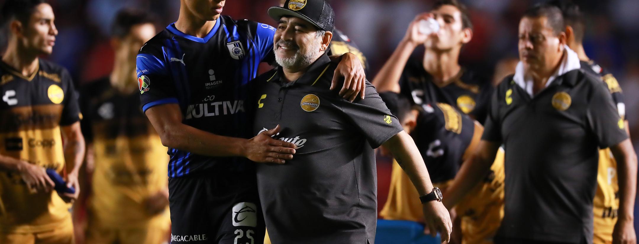 Maradona vs Queretaro