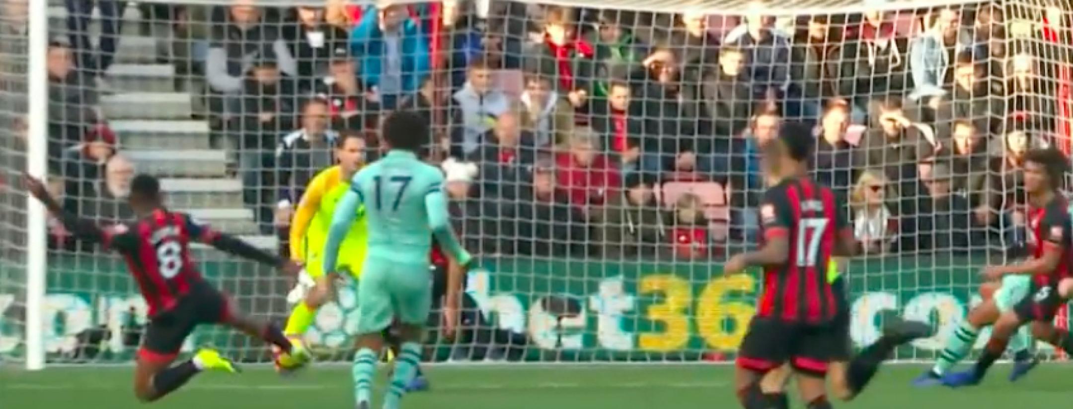 Jefferson Lerma own goal