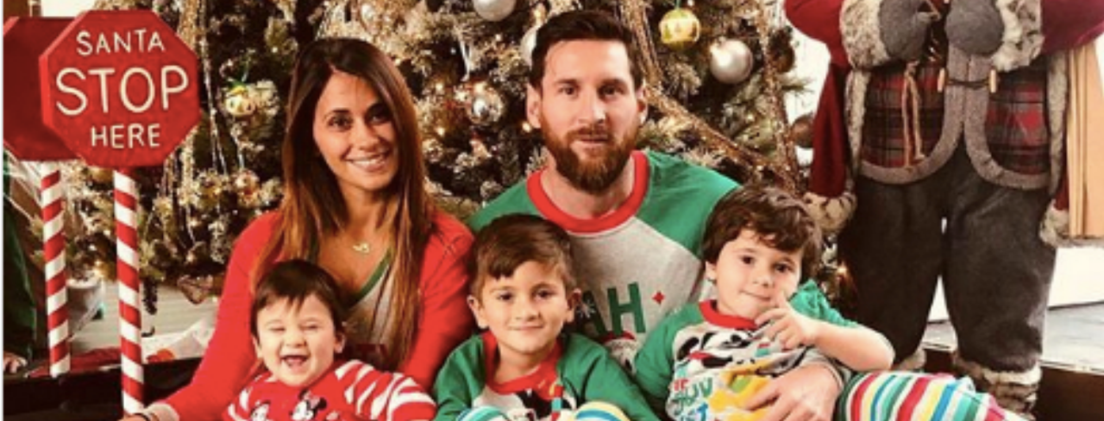 Lionel Messi Christmas photo