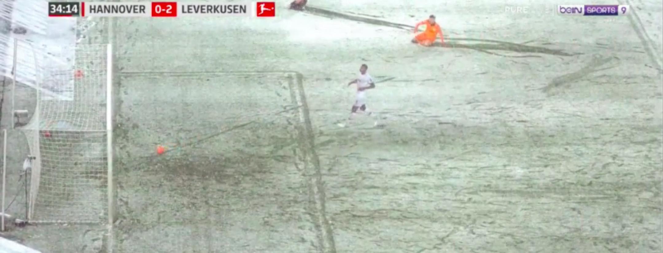 Snow stops goal