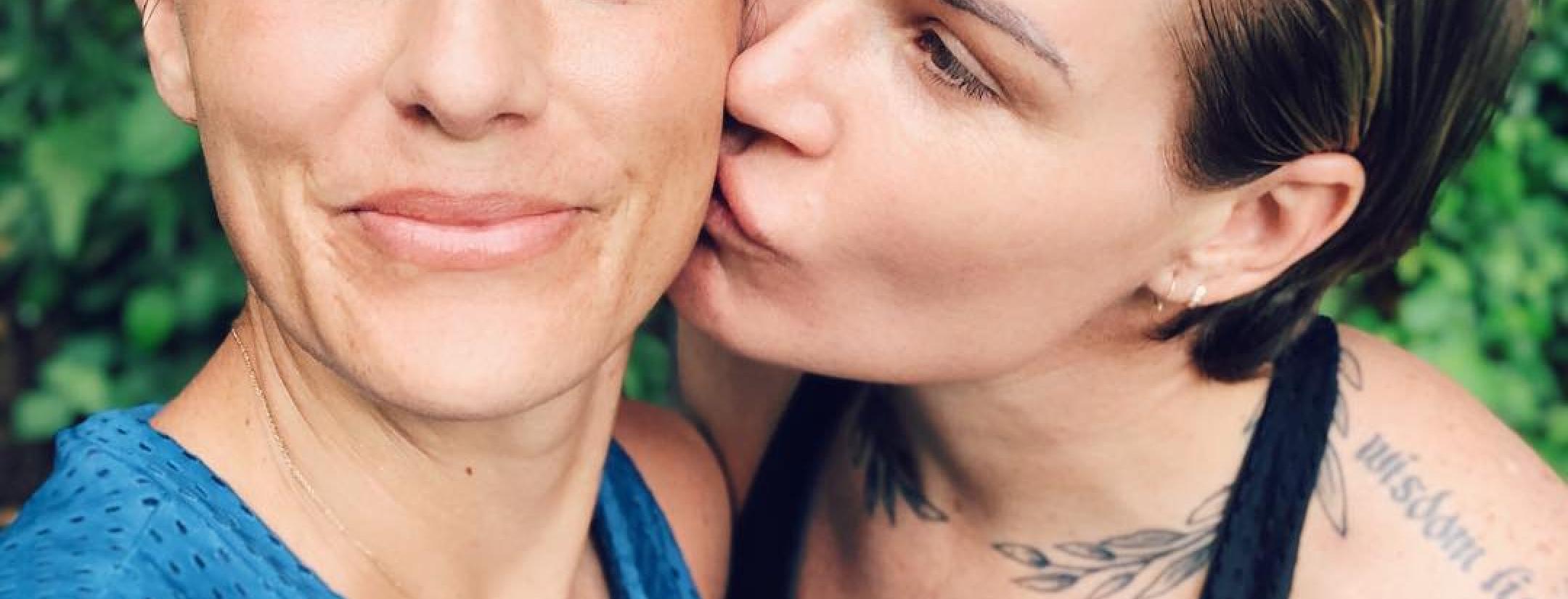 Ali Krieger Ashlyn Harris