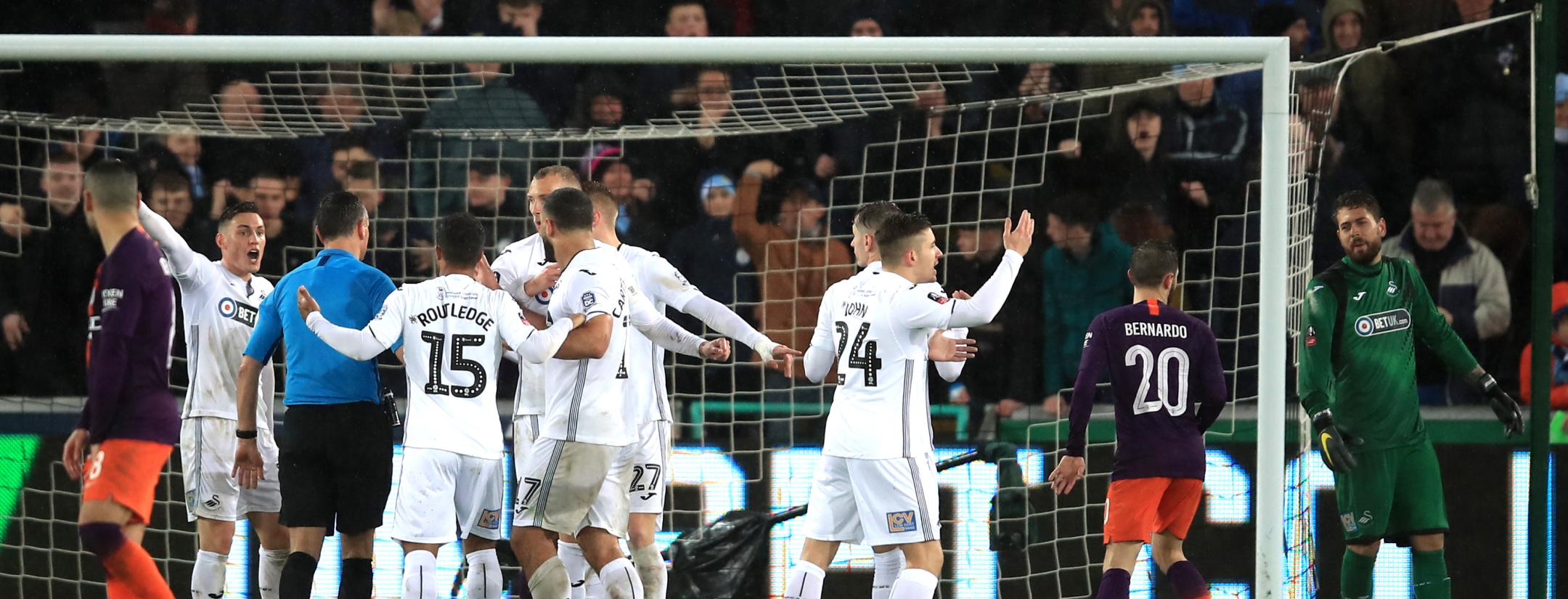 Raheem Sterling Dive vs Swansea