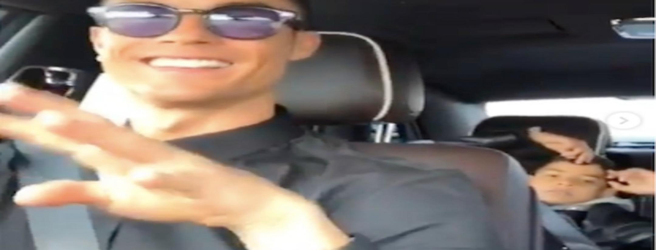 Cristiano Ronaldo singing