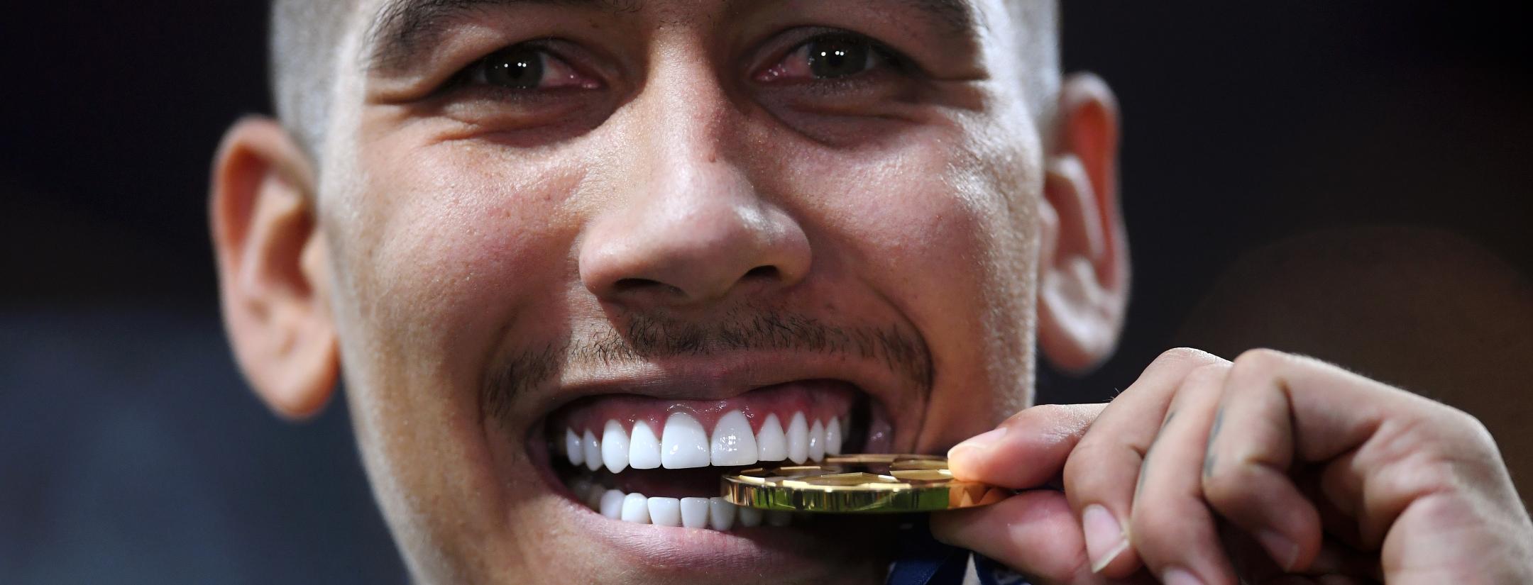 Roberto Firmino Teeth