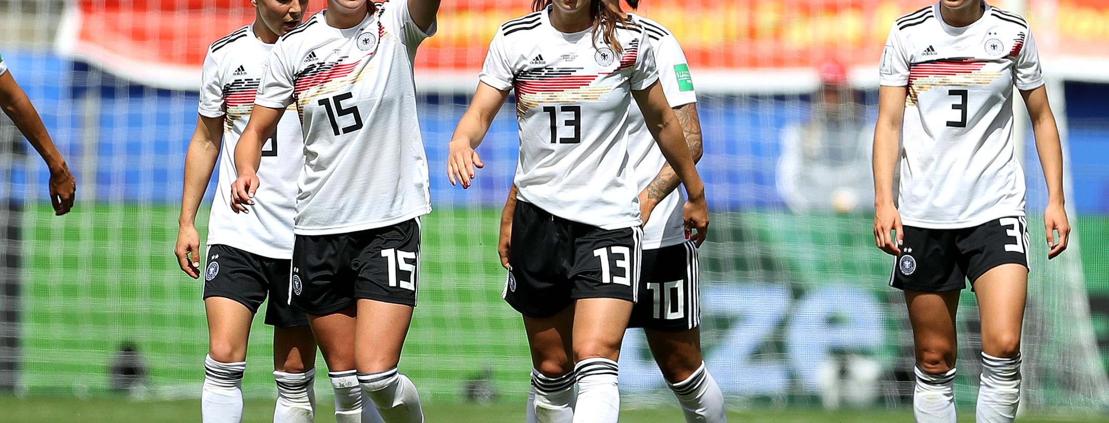 Giulia Gwinn Goal vs China