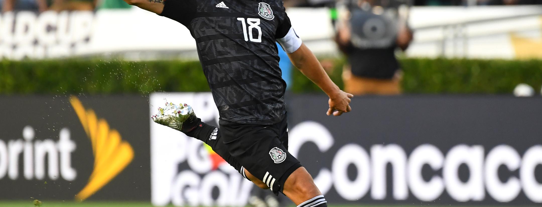 Guardado goal vs Canada